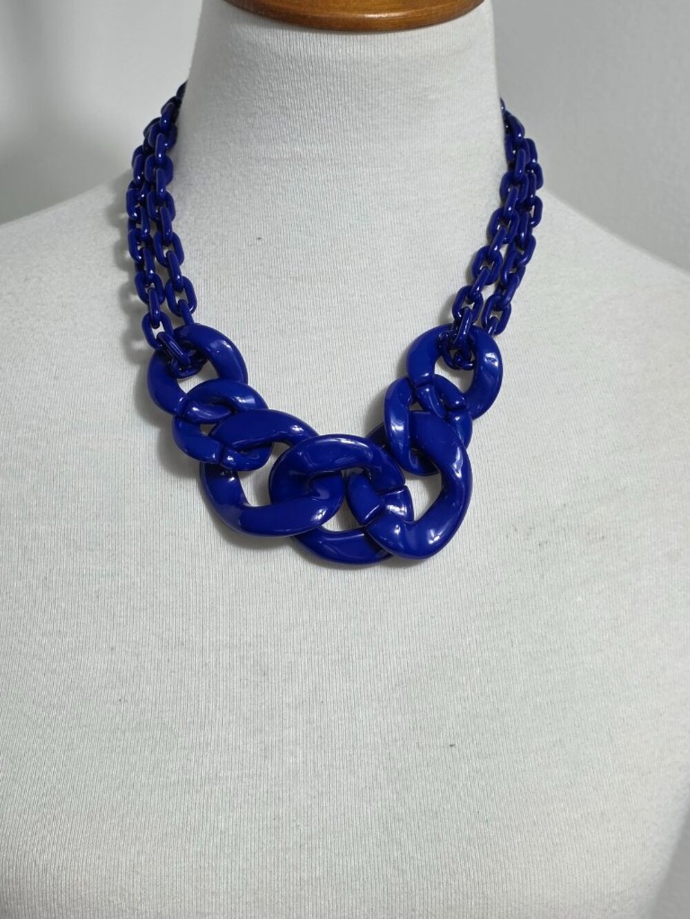Hot Mama Chunky Acrylic Link Necklace Cobalt Blue NEW